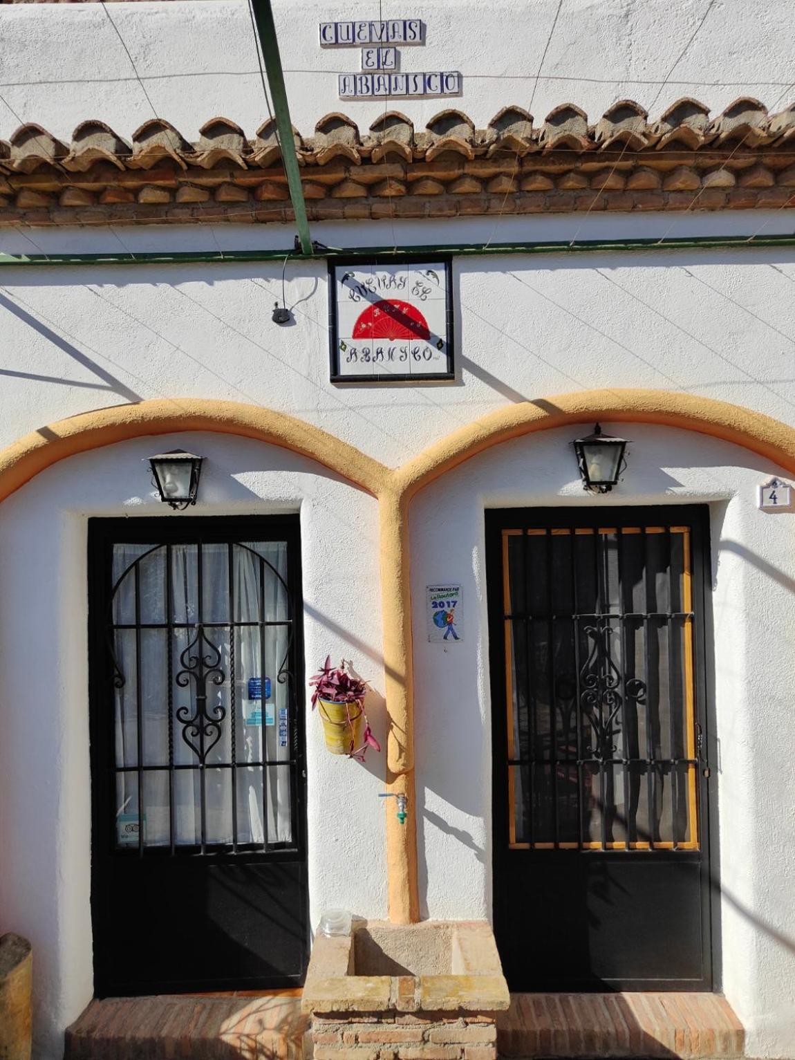 Cuevas El Abanico - Vtar Vivienda Turistica De Alojamiento Rural Granada Exterior foto